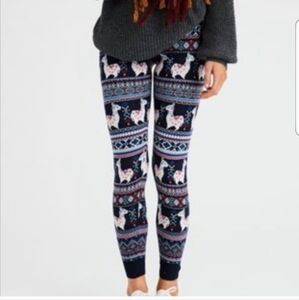 American Eagle Outfitters    Ahhmazingly Soft Nordic Llama Knit Leggings XL